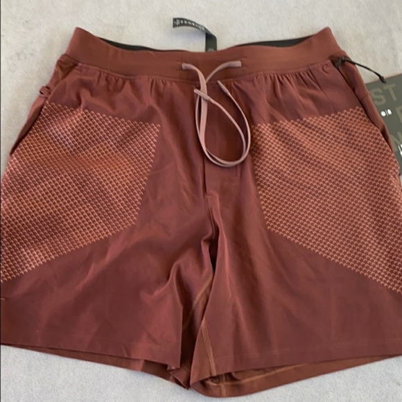 Lululemon x Barry's Sronger as One Lined 7" Shorts - Picture 5 of 8